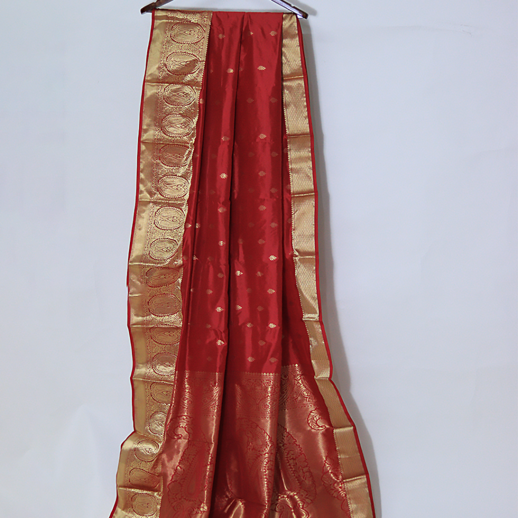 Red Kanjivaram Saree for Traditional Indian Weddings: A Color That Never Changes