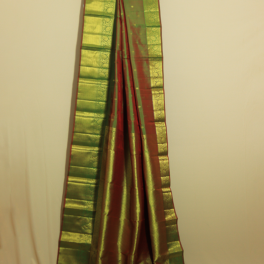 Kanjivaram Saree Care Guide: How to Preserve Pure Silk and Gold Zari for Years