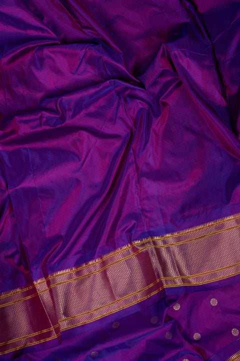 Pure Silk Gandharv Nauvari 9 Yard Saree with Tilgul Butta Border