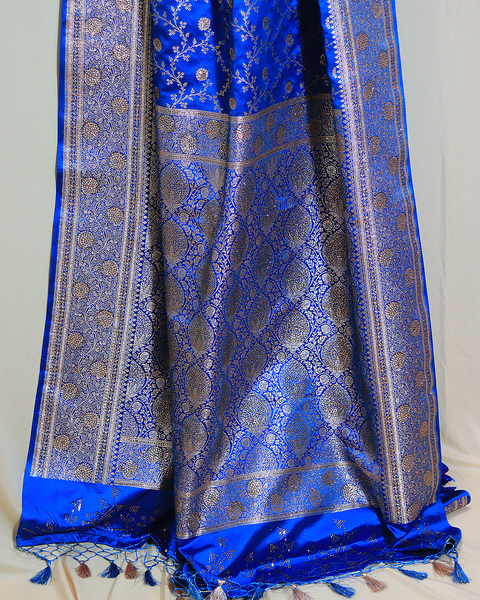 Royal Blue Banarasi Semi Silk Saree With Floral Zaal And Butti Border