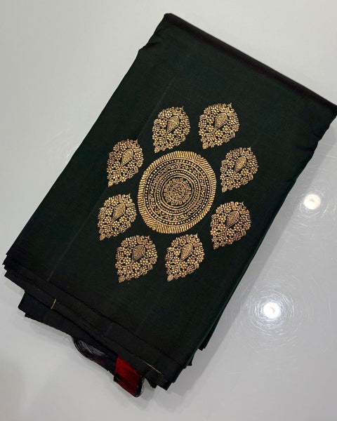 Black Borderless Kanjeevaram Pure Silk Saree