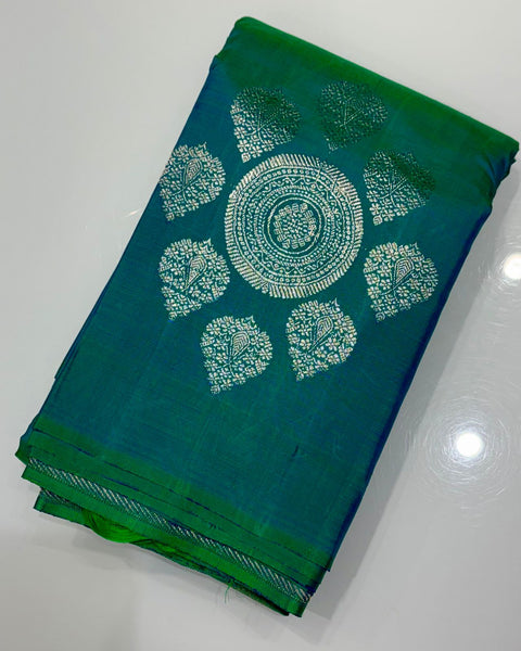 Blue-Green Borderless Kanjeevaram Pure Silk Saree