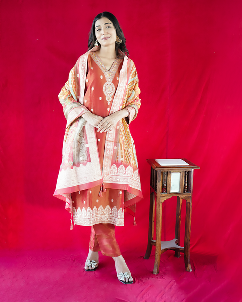 Red Tissue Raw Silk Suit - A Timeless Elegance