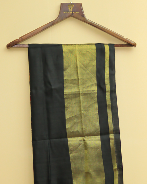 Midnight Blooms Black Patola Silk Saree with Golden Border – House of Hind