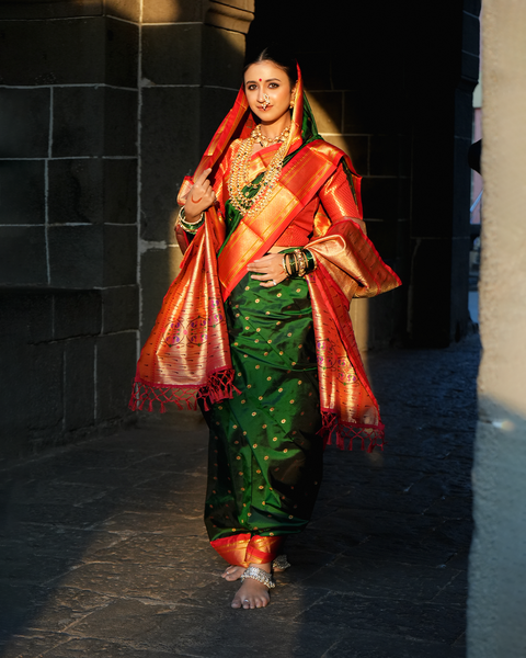 Regal Green and Red 9-Yard Saree