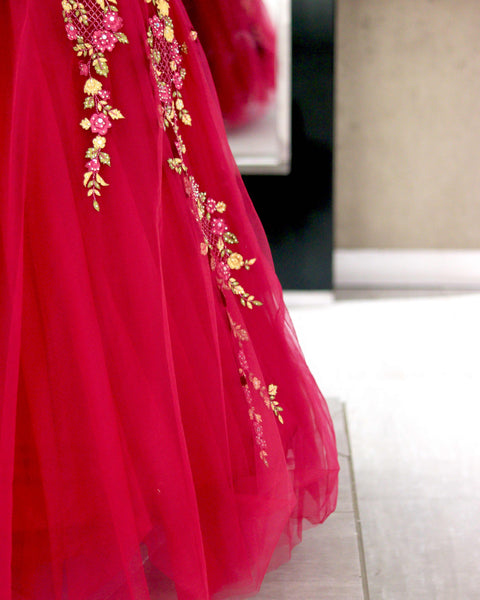 Red Sleeveless Long Bridal Gown